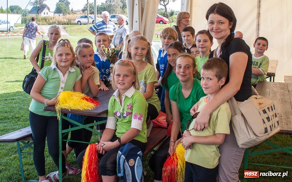 Zdjęcie w galerii na portalu naszraciborz.pl: Wielkie otwarcie szatni w Bolesławiu wiadomości z regionu
