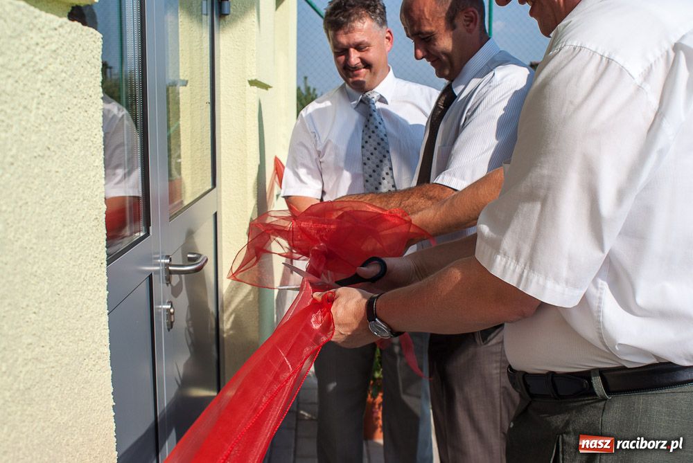Zdjęcie w galerii na portalu naszraciborz.pl: Wielkie otwarcie szatni w Bolesławiu wiadomości z regionu