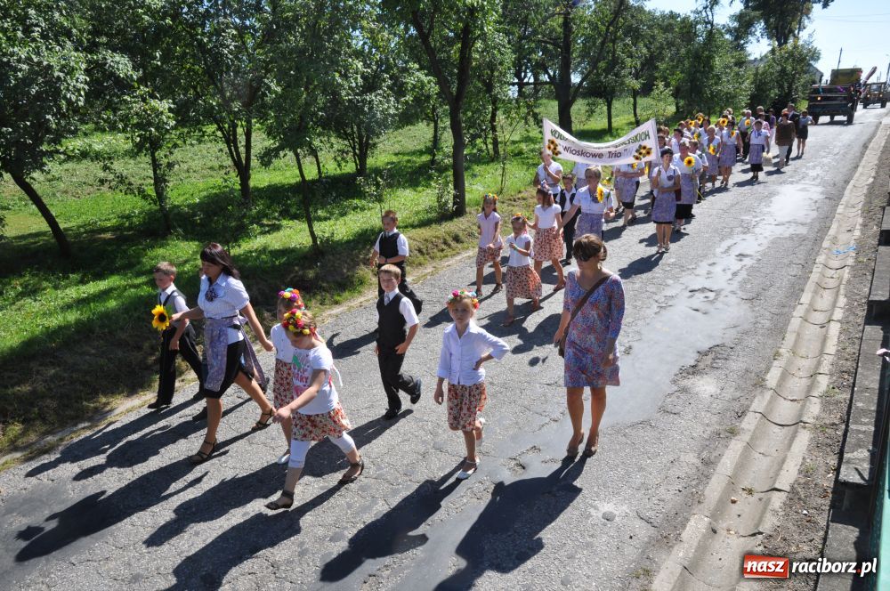 Zdjęcie w galerii na portalu naszraciborz.pl: Gminne dożynki w Szonowicach wiadomości z regionu