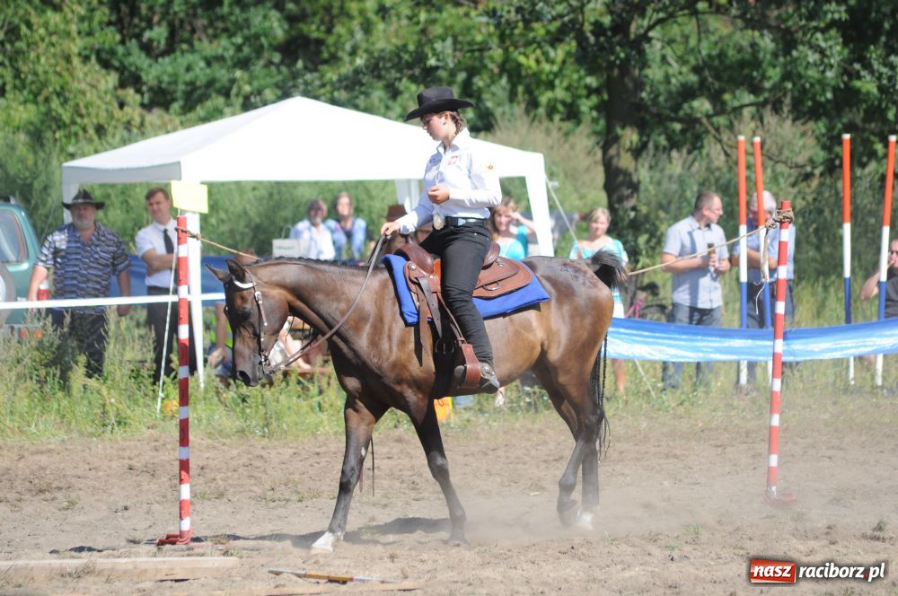Zdjęcie w galerii na portalu naszraciborz.pl: W Kuźni zapachniało dziś westernem wiadomości z regionu