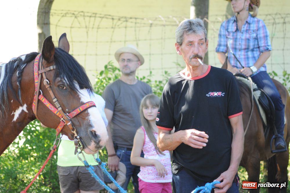 Zdjęcie w galerii na portalu naszraciborz.pl: W Kuźni zapachniało dziś westernem wiadomości z regionu