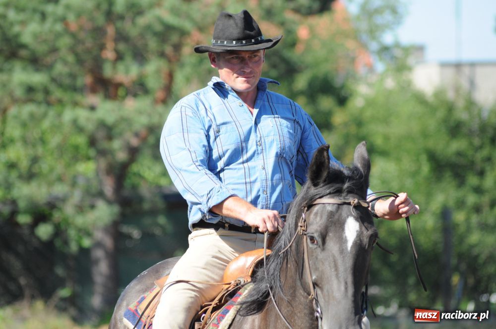 Zdjęcie w galerii na portalu naszraciborz.pl: W Kuźni zapachniało dziś westernem wiadomości z regionu