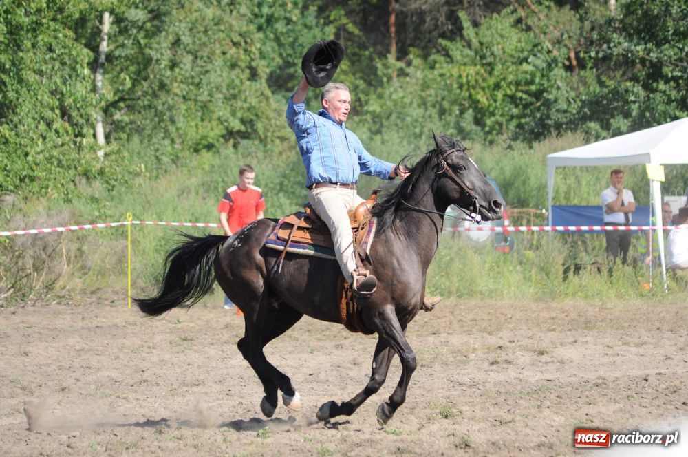 Zdjęcie w galerii na portalu naszraciborz.pl: W Kuźni zapachniało dziś westernem wiadomości z regionu