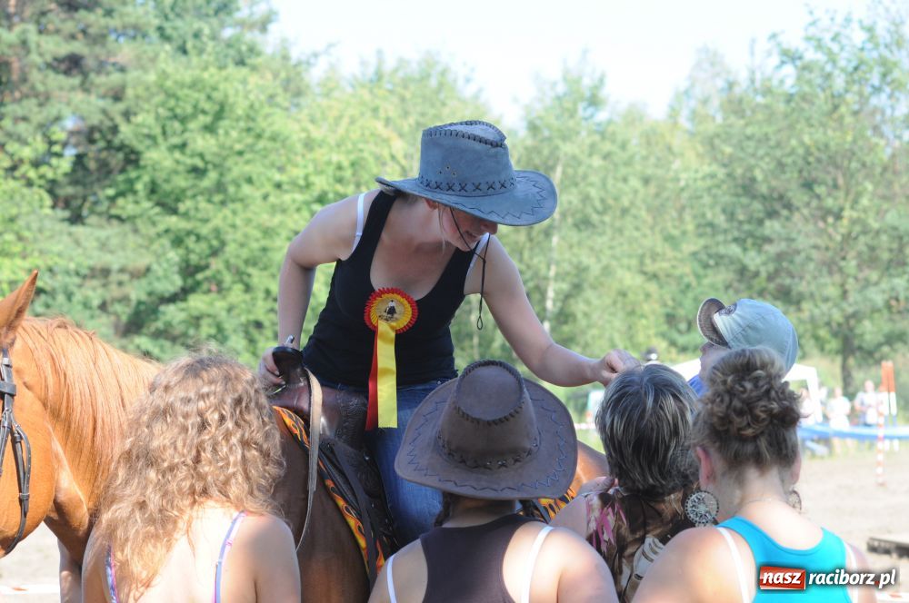 Zdjęcie w galerii na portalu naszraciborz.pl: W Kuźni zapachniało dziś westernem wiadomości z regionu