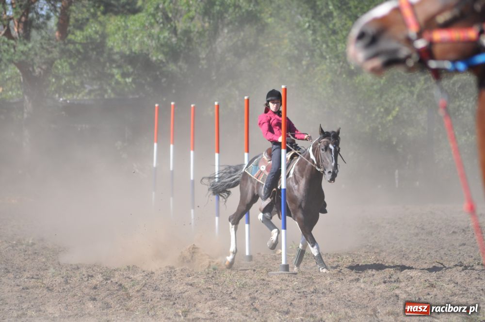 Zdjęcie w galerii na portalu naszraciborz.pl: W Kuźni zapachniało dziś westernem wiadomości z regionu