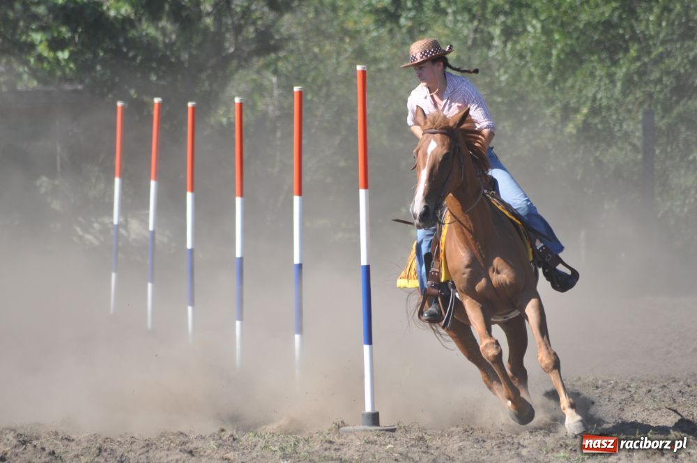 Zdjęcie w galerii na portalu naszraciborz.pl: W Kuźni zapachniało dziś westernem wiadomości z regionu