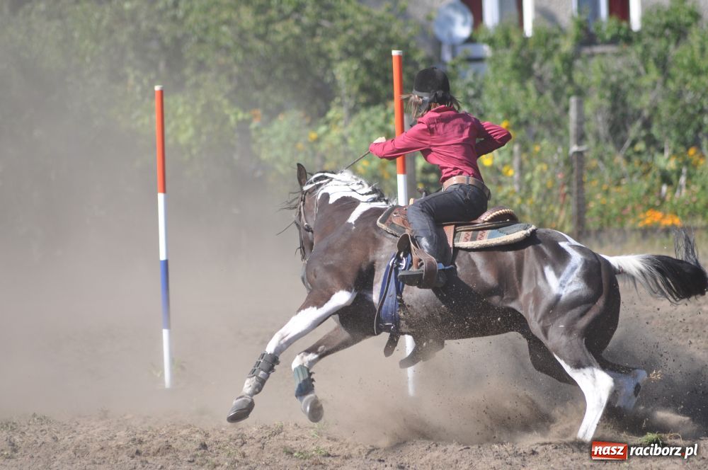 Zdjęcie w galerii na portalu naszraciborz.pl: W Kuźni zapachniało dziś westernem wiadomości z regionu