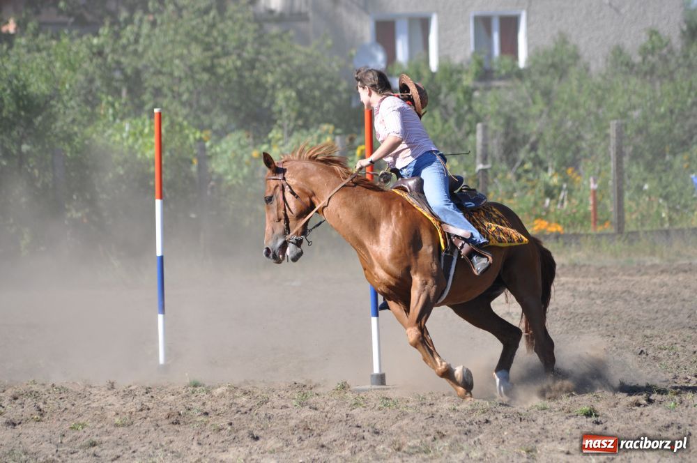 Zdjęcie w galerii na portalu naszraciborz.pl: W Kuźni zapachniało dziś westernem wiadomości z regionu