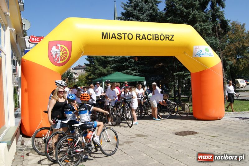 Zdjęcie w galerii na portalu naszraciborz.pl: Rowerowe familie rosną w siłę wiadomości z regionu