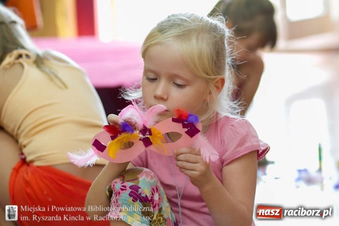 Zdjęcie w galerii na portalu naszraciborz.pl: Włoskie wakacje z biblioteką wiadomości z regionu