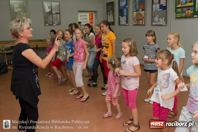 Zdjęcie w galerii na portalu naszraciborz.pl: Włoskie wakacje z biblioteką wiadomości z regionu