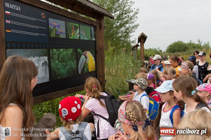 Zdjęcie w galerii na portalu naszraciborz.pl: Jurapark w Krasiejowie z Biblioteką wiadomości z regionu
