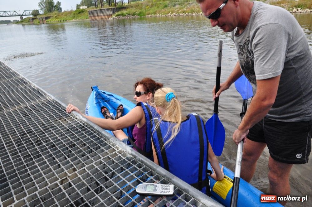 Zdjęcie w galerii na portalu naszraciborz.pl: Odra dała im mocno popalić wiadomości z regionu