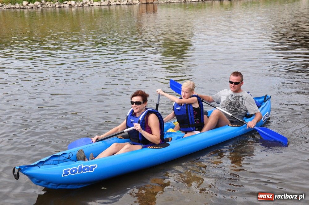 Zdjęcie w galerii na portalu naszraciborz.pl: Odra dała im mocno popalić wiadomości z regionu