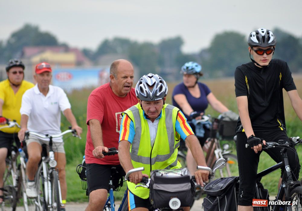 Zdjęcie w galerii na portalu naszraciborz.pl: Rowerem przez pogranicze w rajdzie Utexu wiadomości z regionu