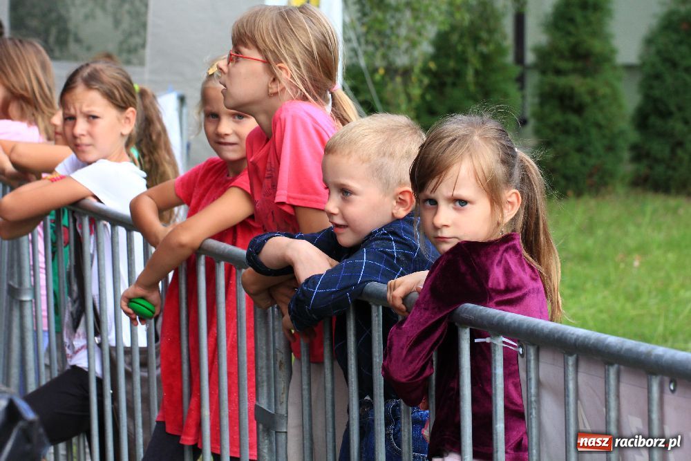 Zdjęcie w galerii na portalu naszraciborz.pl: Festyn rodzinny na pożegnanie lata wiadomości z regionu