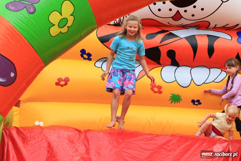 Zdjęcie w galerii na portalu naszraciborz.pl: Festyn rodzinny na pożegnanie lata wiadomości z regionu