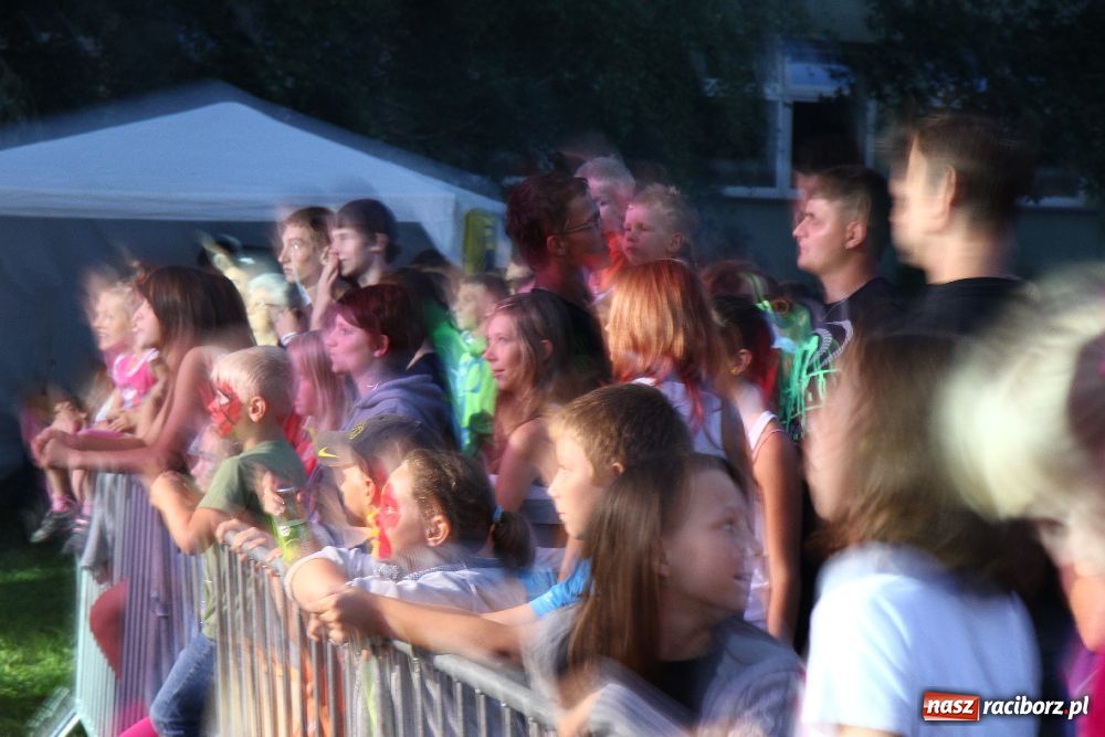 Zdjęcie w galerii na portalu naszraciborz.pl: AbradAb i Hanka na Pożegnanie Lata 2012 wiadomości z regionu