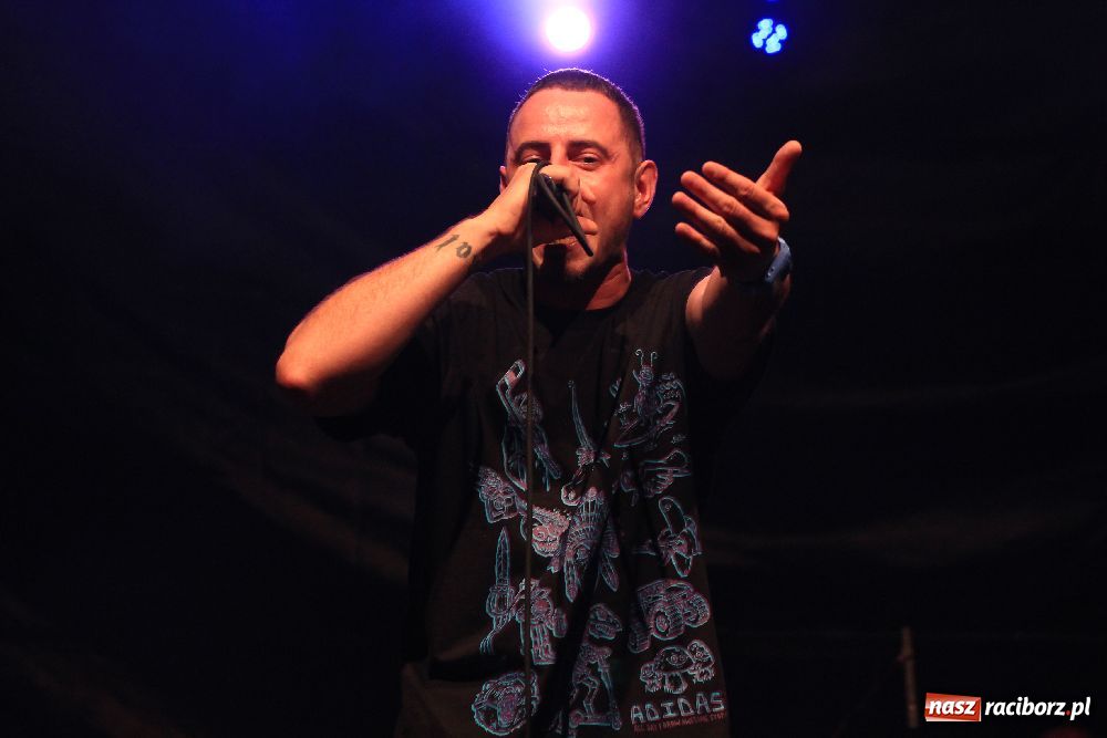 Zdjęcie w galerii na portalu naszraciborz.pl: AbradAb i Hanka na Pożegnanie Lata 2012 wiadomości z regionu