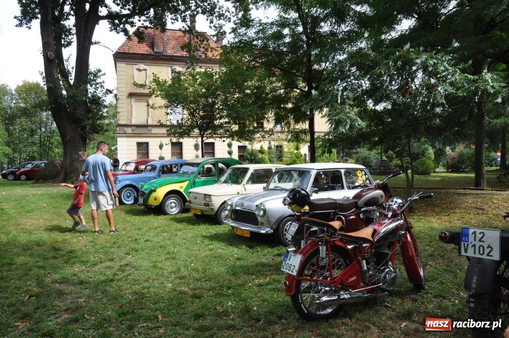 Zdjęcie w galerii na portalu naszraciborz.pl: Piknik oldtimerów w Wojnowicach wiadomości z regionu