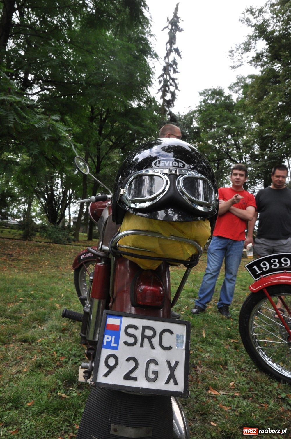 Zdjęcie w galerii na portalu naszraciborz.pl: Piknik oldtimerów w Wojnowicach wiadomości z regionu