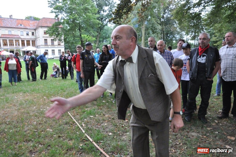 Zdjęcie w galerii na portalu naszraciborz.pl: Piknik oldtimerów w Wojnowicach wiadomości z regionu