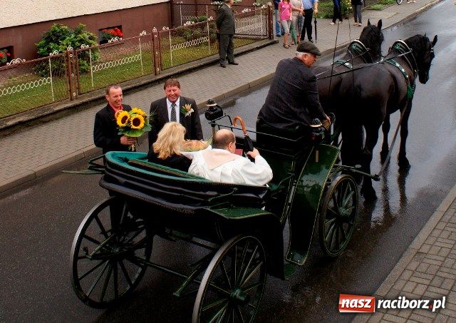 Zdjęcie w galerii na portalu naszraciborz.pl: Dożynki w Krowiarkach z nowym plebanem wiadomości z regionu