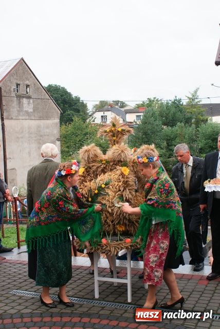 Zdjęcie w galerii na portalu naszraciborz.pl: Dożynki w Krowiarkach z nowym plebanem wiadomości z regionu