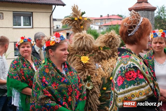Zdjęcie w galerii na portalu naszraciborz.pl: Dożynki w Krowiarkach z nowym plebanem wiadomości z regionu