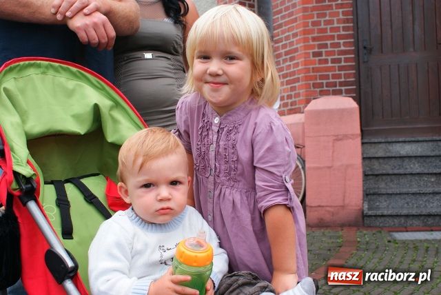 Zdjęcie w galerii na portalu naszraciborz.pl: Dożynki w Krowiarkach z nowym plebanem wiadomości z regionu