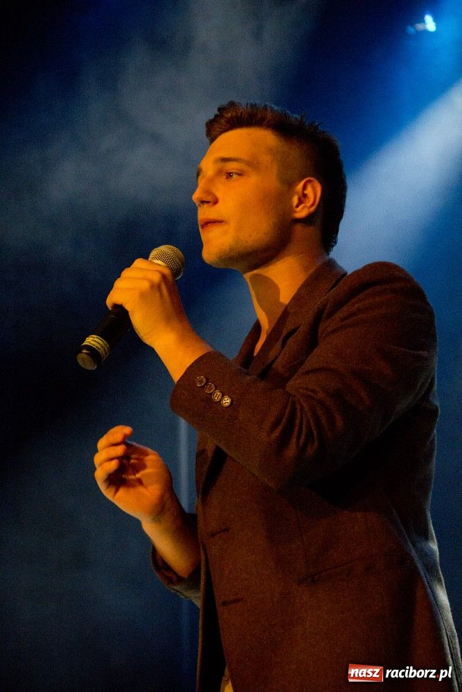 Zdjęcie w galerii na portalu naszraciborz.pl: Don Kichot z NY na deskach RCK wiadomości z regionu