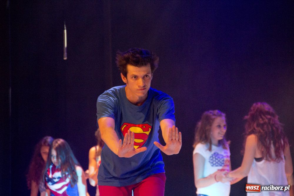 Zdjęcie w galerii na portalu naszraciborz.pl: Don Kichot z NY na deskach RCK wiadomości z regionu