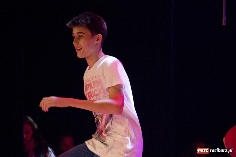 Zdjęcie w galerii na portalu naszraciborz.pl: Don Kichot z NY na deskach RCK wiadomości z regionu