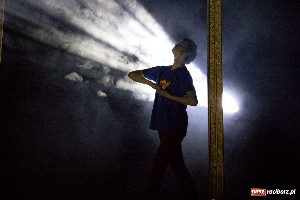 Zdjęcie w galerii na portalu naszraciborz.pl: Don Kichot z NY na deskach RCK wiadomości z regionu