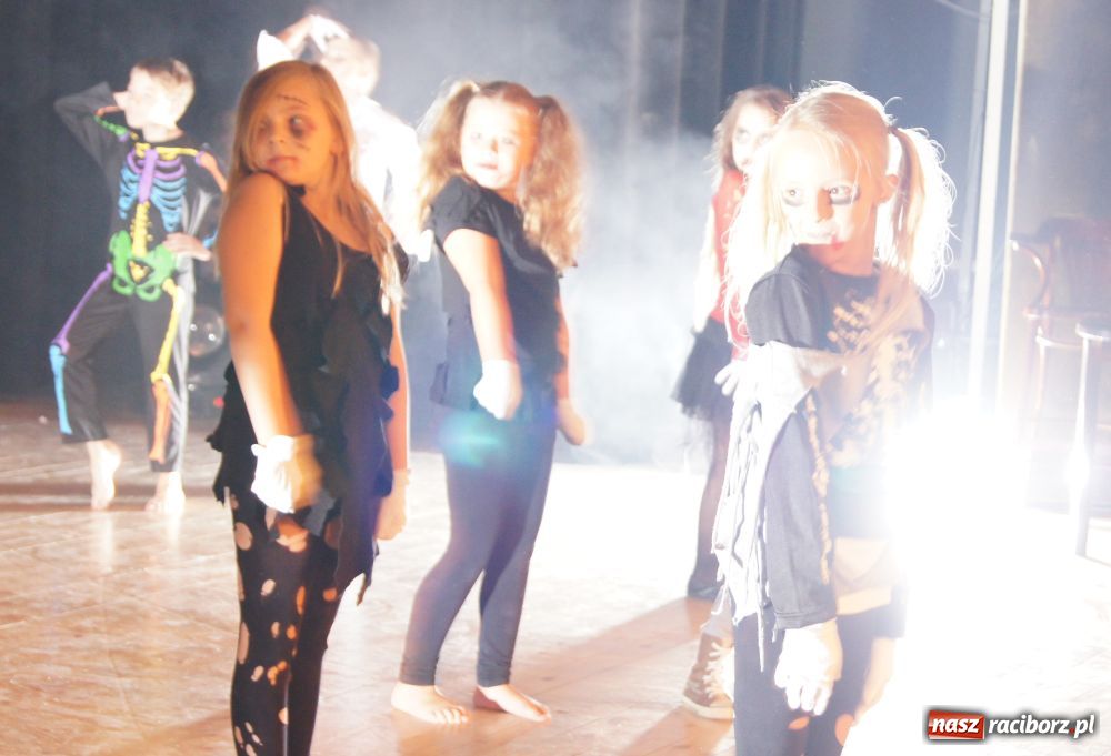 Zdjęcie w galerii na portalu naszraciborz.pl: Don Kichot z NY na deskach RCK wiadomości z regionu