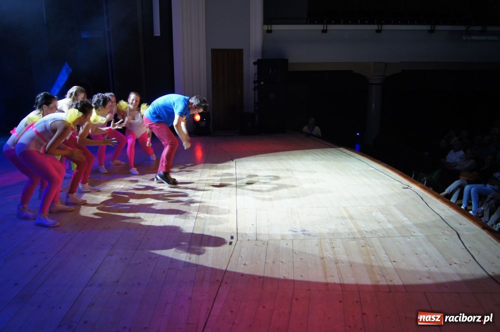 Zdjęcie w galerii na portalu naszraciborz.pl: Don Kichot z NY na deskach RCK wiadomości z regionu