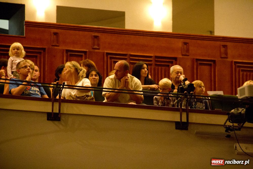 Zdjęcie w galerii na portalu naszraciborz.pl: Don Kichot z NY na deskach RCK wiadomości z regionu