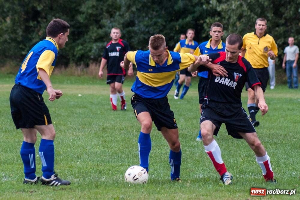Zdjęcie w galerii na portalu naszraciborz.pl: Pierwsze punkty Bieńkowic. Kobyla tonie wiadomości z regionu