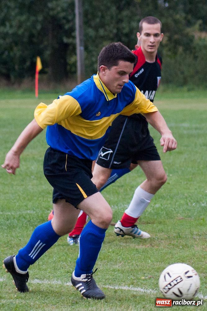 Zdjęcie w galerii na portalu naszraciborz.pl: Pierwsze punkty Bieńkowic. Kobyla tonie wiadomości z regionu