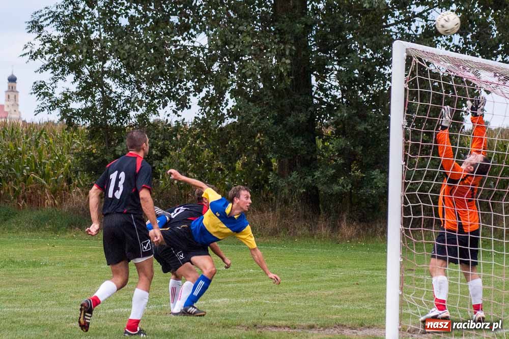 Zdjęcie w galerii na portalu naszraciborz.pl: Pierwsze punkty Bieńkowic. Kobyla tonie wiadomości z regionu
