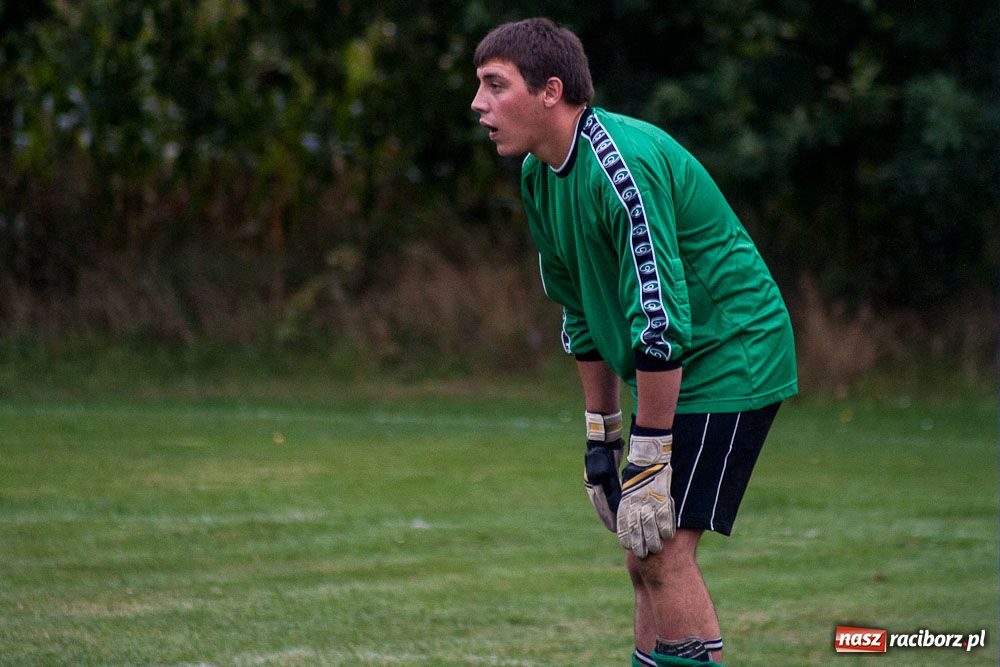 Zdjęcie w galerii na portalu naszraciborz.pl: Pierwsze punkty Bieńkowic. Kobyla tonie wiadomości z regionu