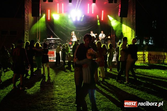 Zdjęcie w galerii na portalu naszraciborz.pl: Kuźnia: I Festiwal Kapel Weselnych wiadomości z regionu