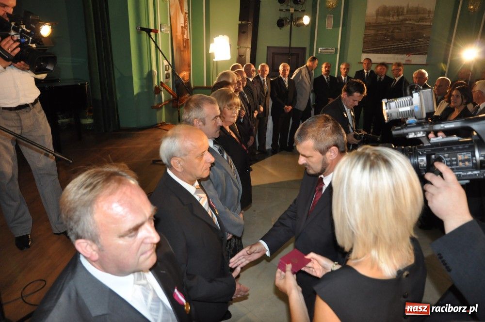 Zdjęcie w galerii na portalu naszraciborz.pl: Rafakowcy świętują Dzień Energetyka wiadomości z regionu