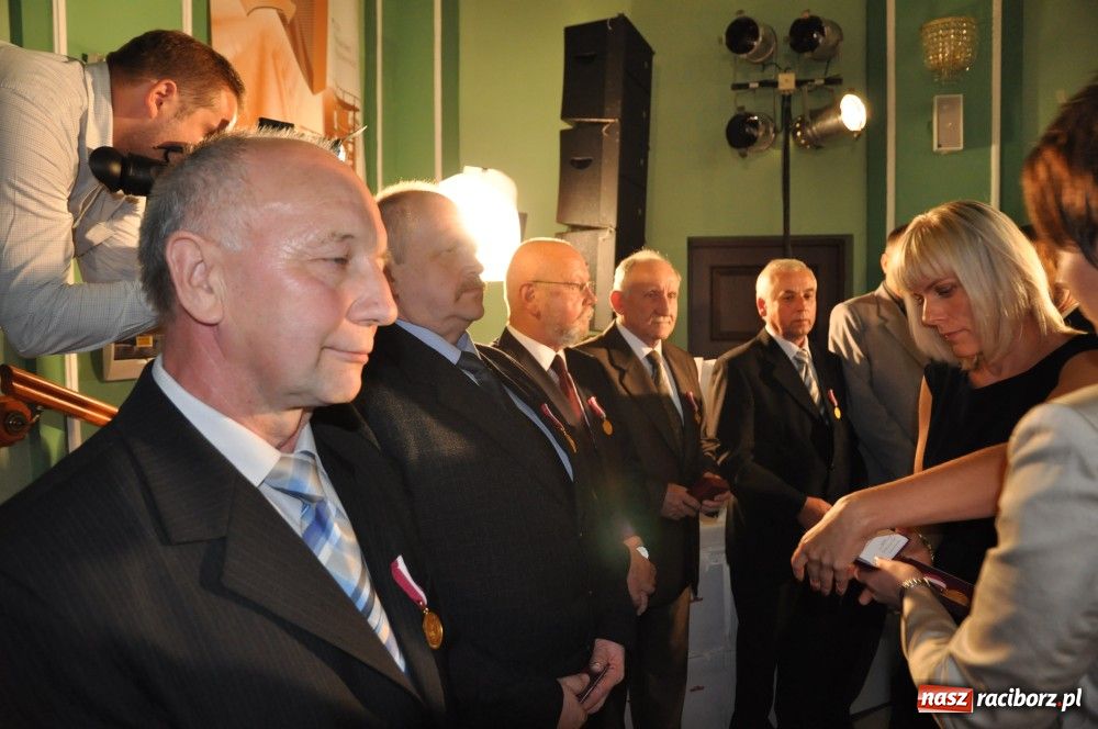 Zdjęcie w galerii na portalu naszraciborz.pl: Rafakowcy świętują Dzień Energetyka wiadomości z regionu