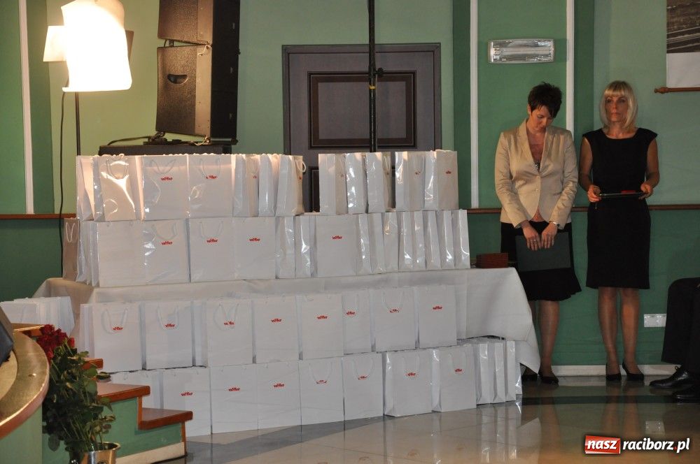 Zdjęcie w galerii na portalu naszraciborz.pl: Rafakowcy świętują Dzień Energetyka wiadomości z regionu