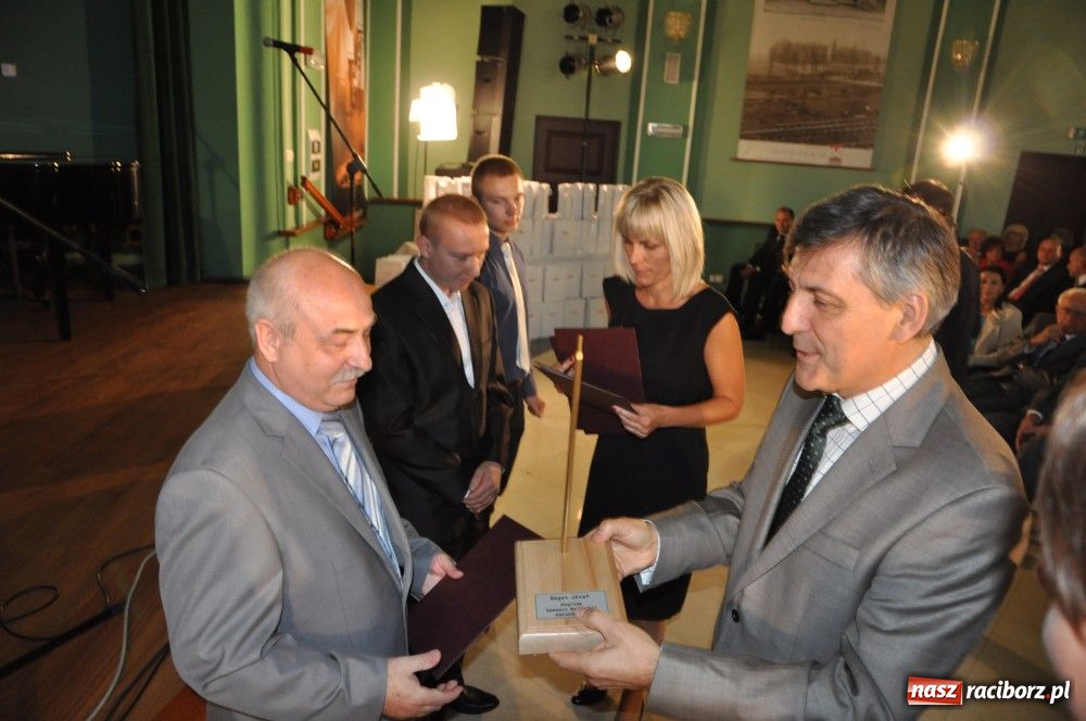 Zdjęcie w galerii na portalu naszraciborz.pl: Rafakowcy świętują Dzień Energetyka wiadomości z regionu