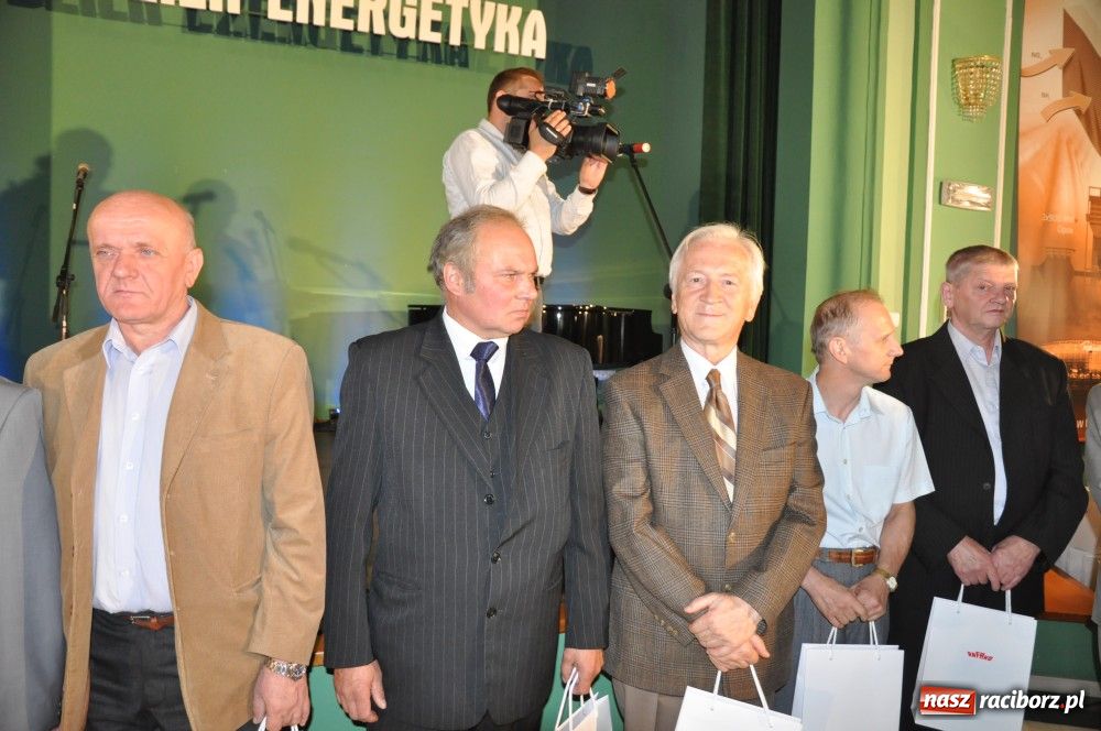 Zdjęcie w galerii na portalu naszraciborz.pl: Rafakowcy świętują Dzień Energetyka wiadomości z regionu