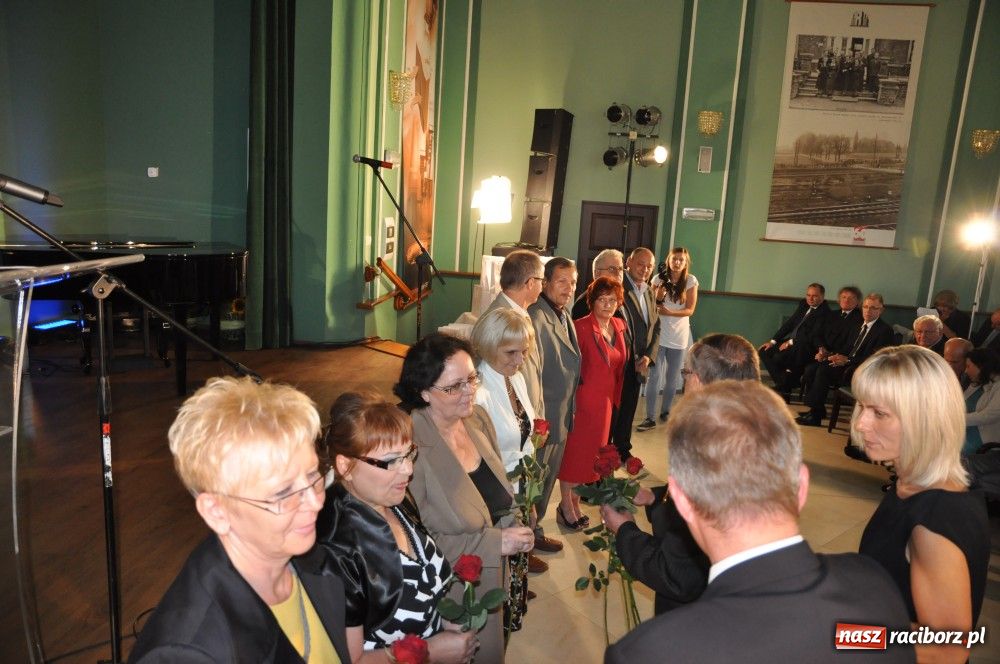 Zdjęcie w galerii na portalu naszraciborz.pl: Rafakowcy świętują Dzień Energetyka wiadomości z regionu