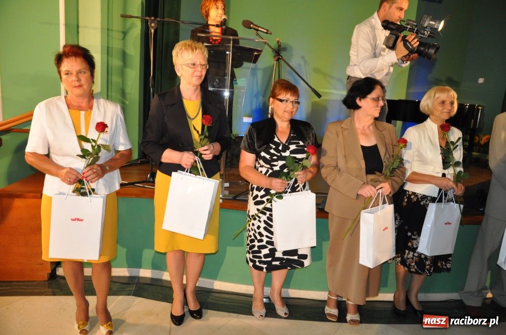 Zdjęcie w galerii na portalu naszraciborz.pl: Rafakowcy świętują Dzień Energetyka wiadomości z regionu