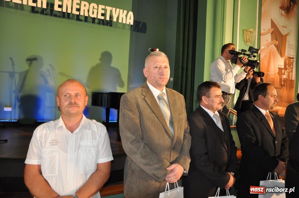 Zdjęcie w galerii na portalu naszraciborz.pl: Rafakowcy świętują Dzień Energetyka wiadomości z regionu